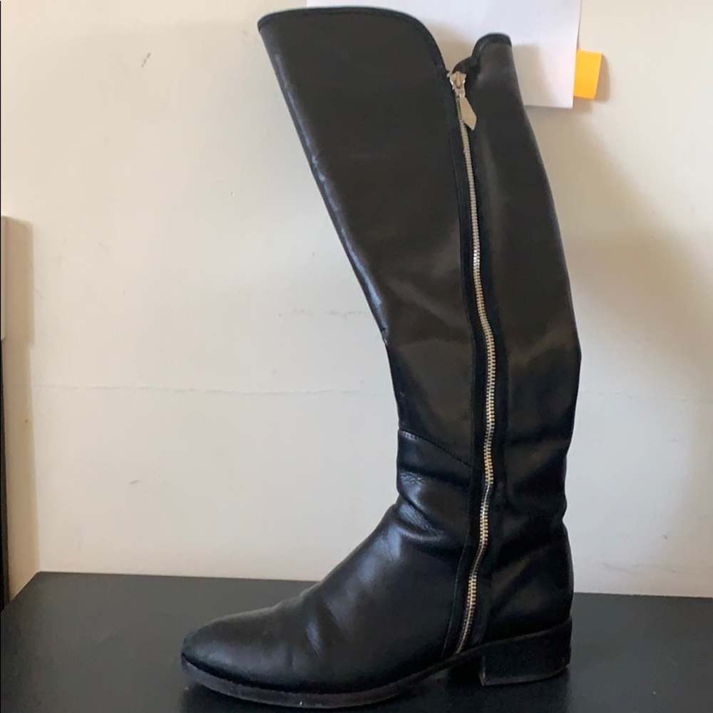 woman’s shoes